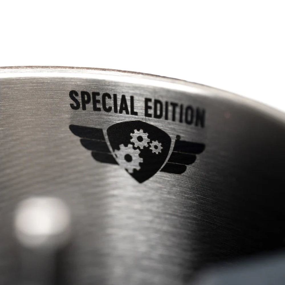 Comandante - C40 Nitro Blade Vintage Oak Royal