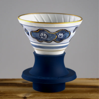 Hario Plum Motif Imari-Yaki Immersion switch dripper 02